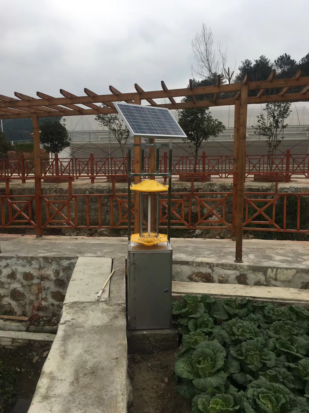 承德太陽(yáng)能殺蟲燈 承德太陽(yáng)能殺蟲燈